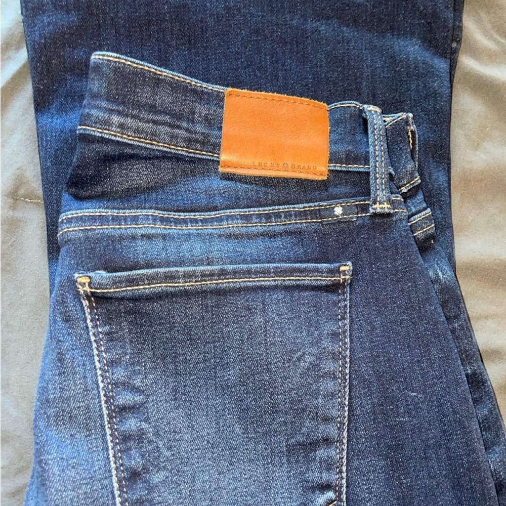 Lucky brand jeans of woman size6/28 strainght leg stretch medium